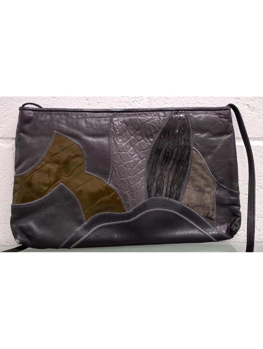 Vintage 70s 80s Bag Gray Leather Patchwork Purse Shoulder Bag Can Be A Clutch!